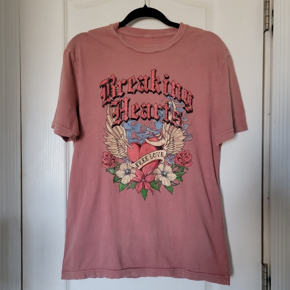 Y2K TSHIRT WOMENS SIZE MEDIUM